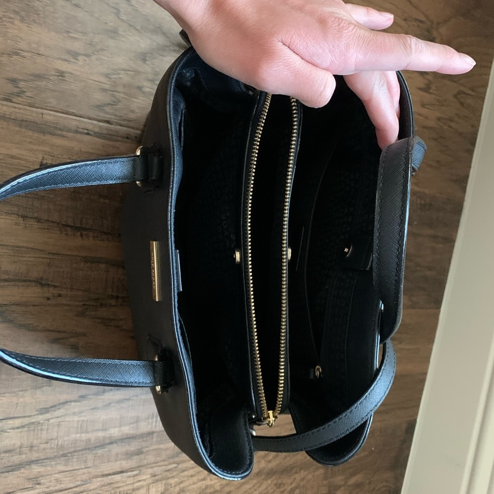 Kate Spade 🛍 - Picture 3 of 5